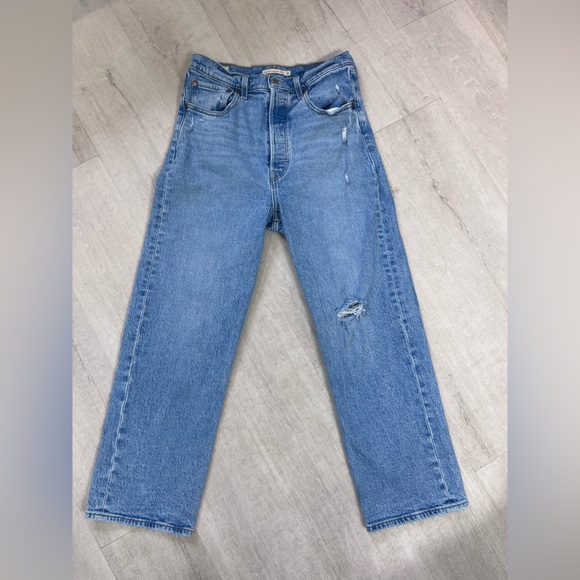 Levi's Pants - Levi's Custom Women's Premium Ribcage Straight Ankle